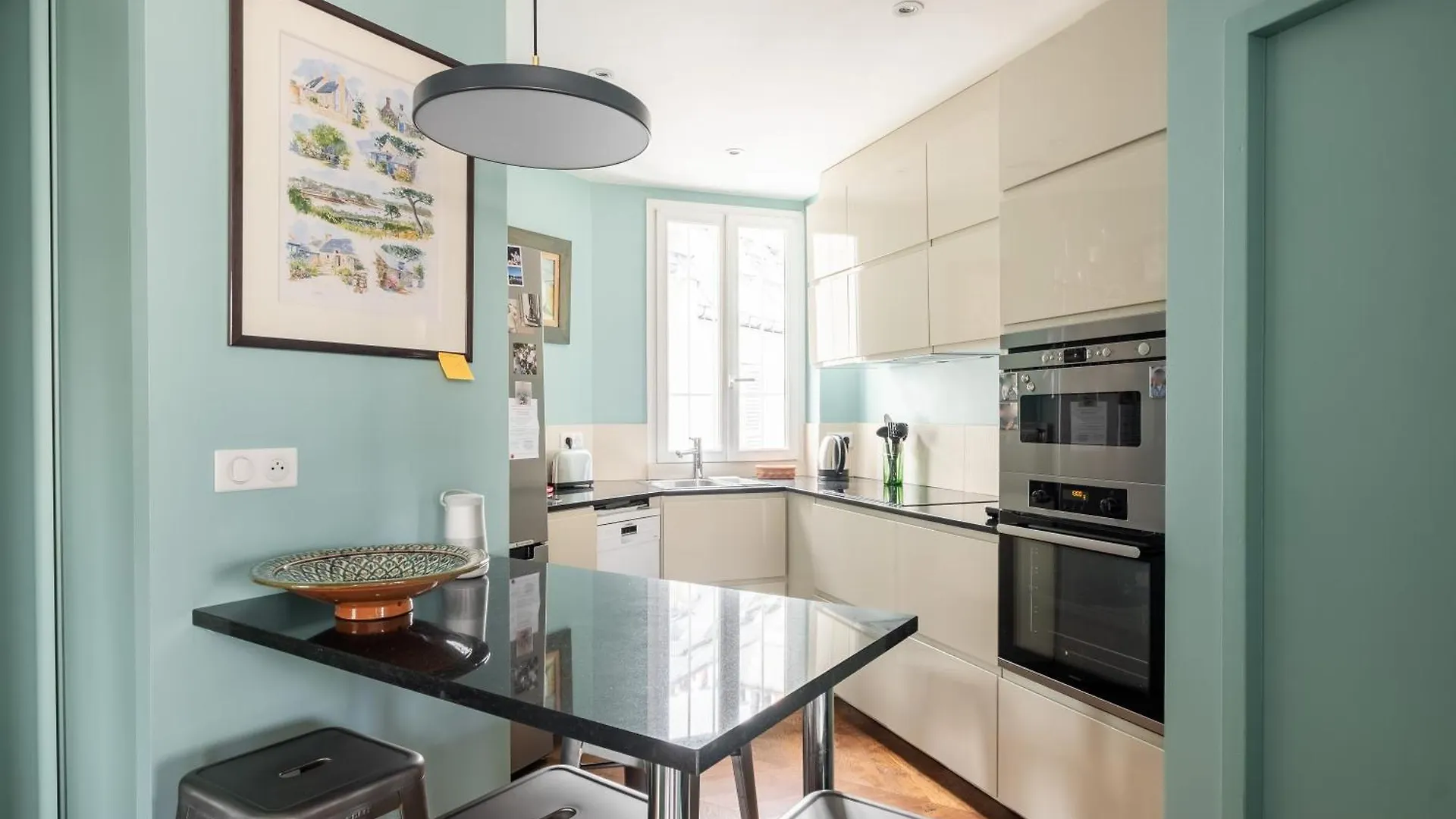 Veeve - Auteuil Refinement Apartment Paris