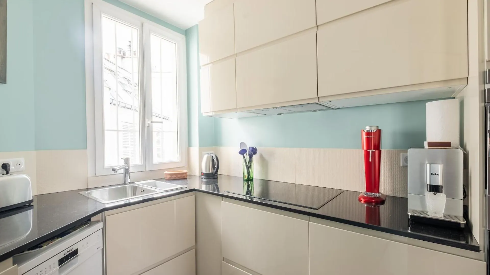 Veeve - Auteuil Refinement Apartment Paris